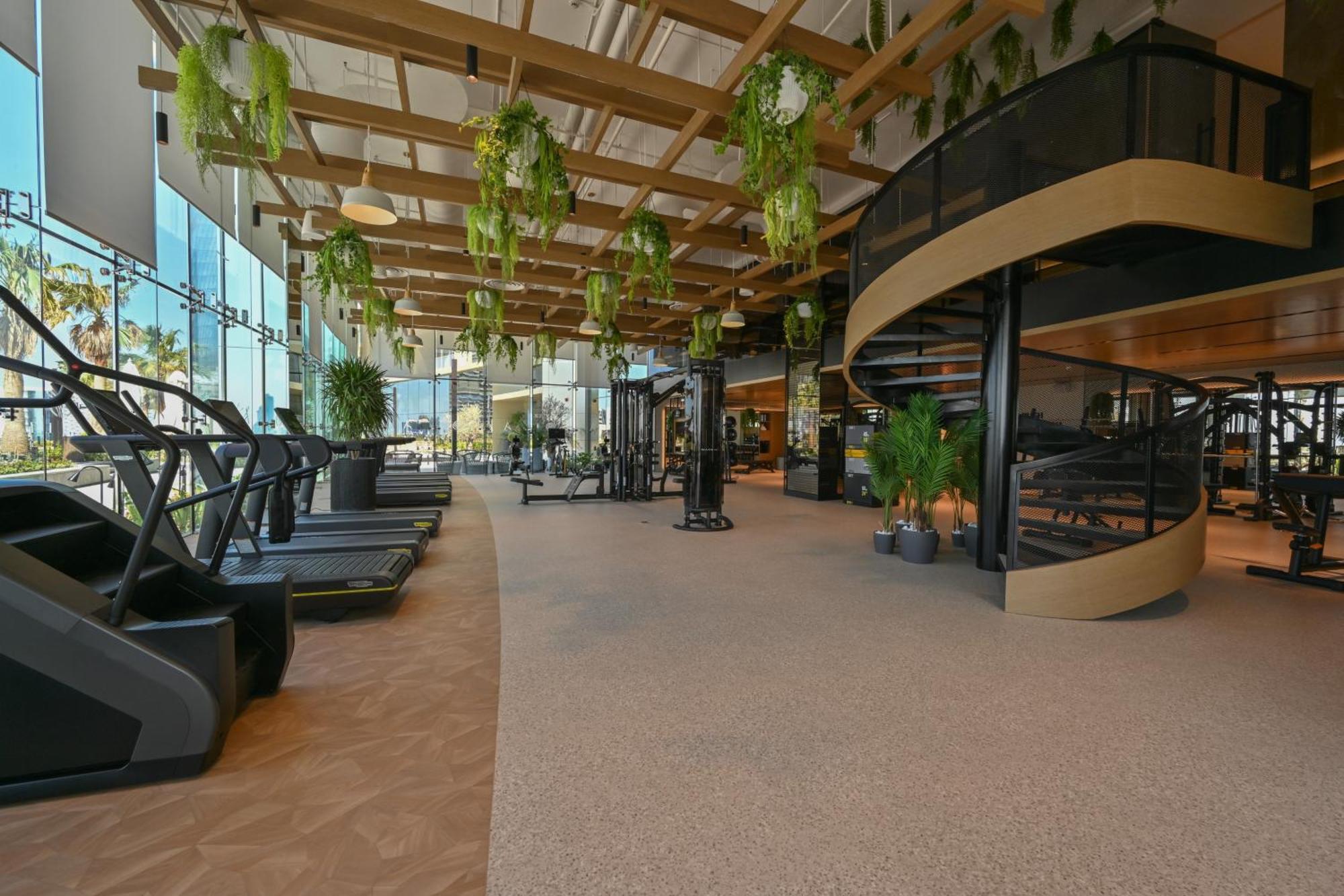 Onyx Rotana Hotel Manama Exterior foto The gym at the 1018