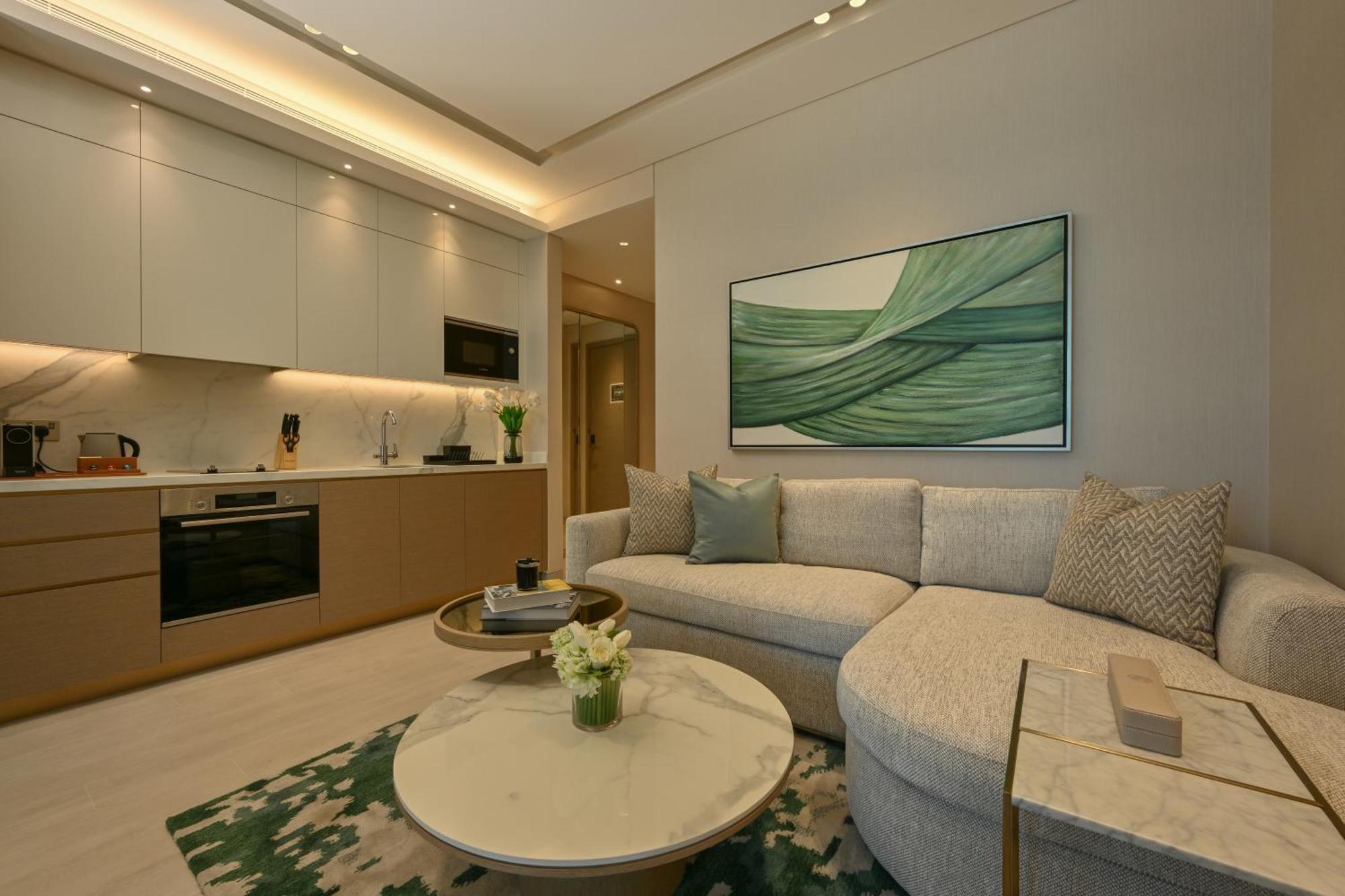 Onyx Rotana Hotel Manama Exterior foto A living room in a 1-bedroom apartment